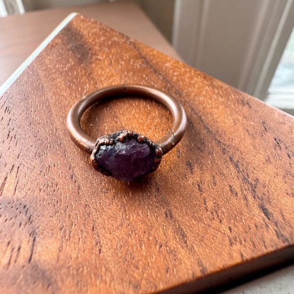 HAWKHOUSE raw tanzanite copper stacking ring - Picture 3 of 6